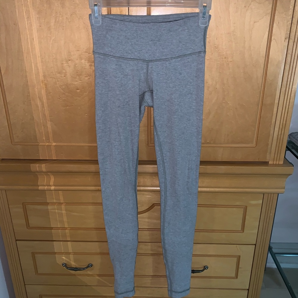 Grey Lululemon leggings